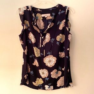 Loft Peony Ruffle Henley Shell in Navy, SZ M